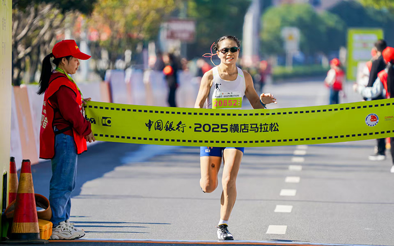 AjayjainC's tweet photo. Just finished my first half marathon! My legs are screaming but my heart is on cloud nine https://t.co/qQ50irZHKA