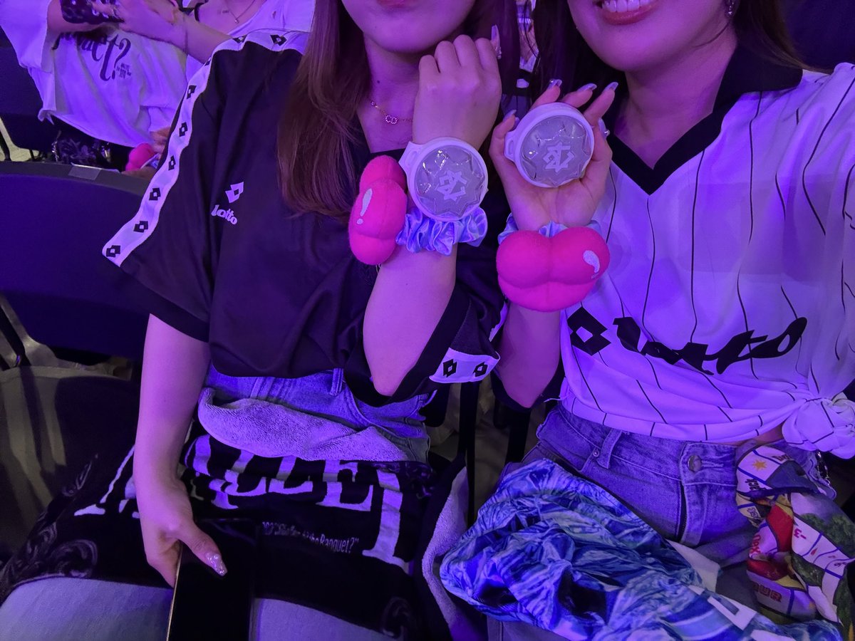 run_bmsg_13's tweet photo. MAZZEL 1st Arena Tour 2026
"Shall we hit the Banquet?"
TOYOTA ARENA TOKYO DAY3
05.24 ❤️‍🔥

オーラスやったからみんな気合いが違う！
今回はAブロックでほんまに近すぎた😳
トロッコでなおぴにファンサGET🫶🏻

#MAZZEL_Banquet_Tour
#MAZZEL https://t.co/p5I737iUDm