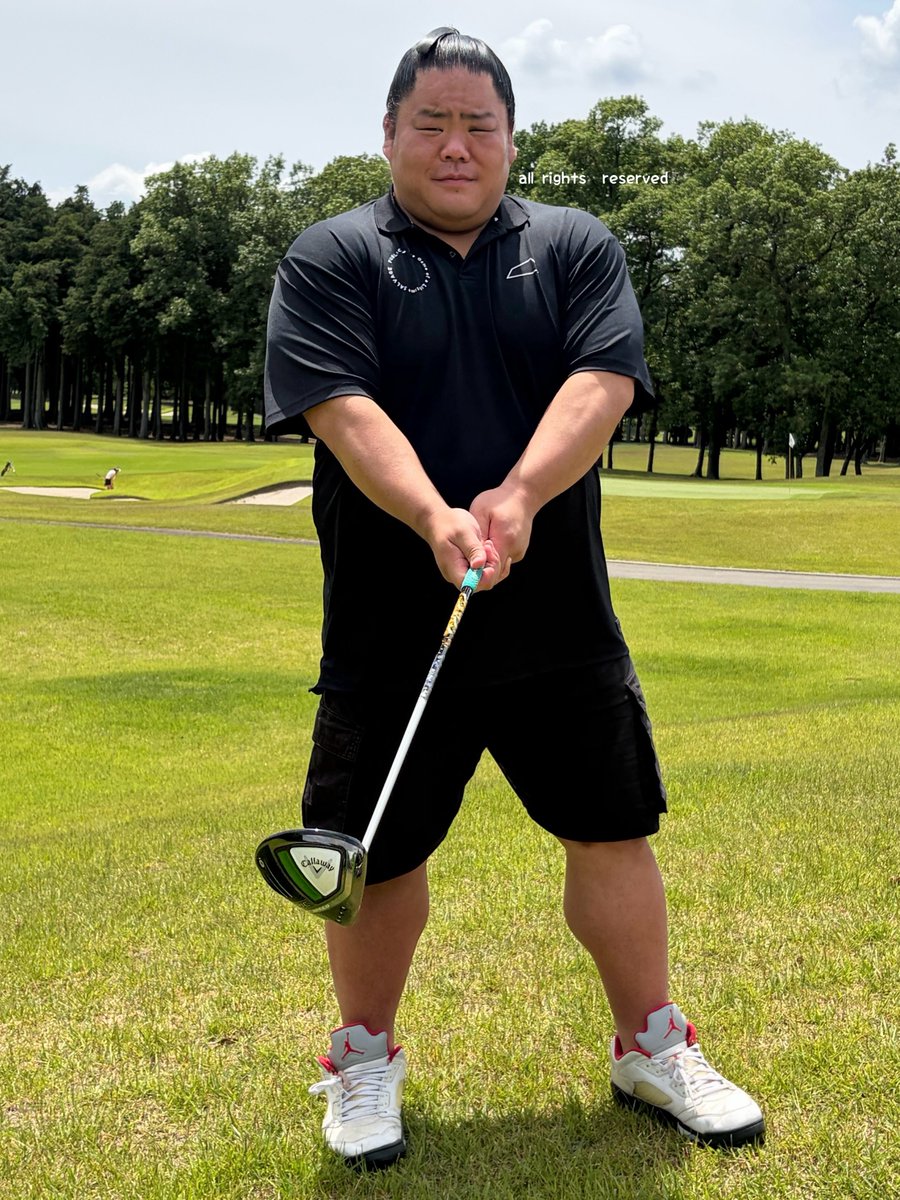 daieisho_asaka's tweet photo. 追手風部屋ゴルフコンペな大栄翔関🏌️
#大栄翔全力応援 https://t.co/f5piWuuESz