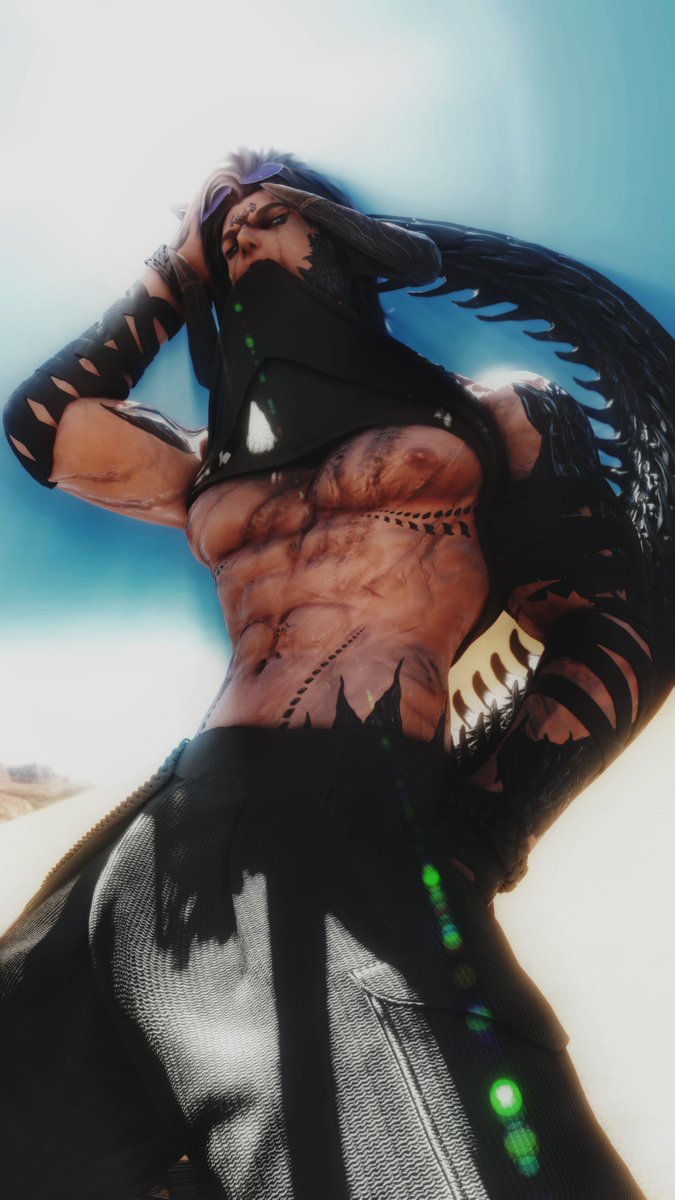 OrochiKaroshi's tweet photo. Brushes hair

📸: @Izanagiffxiv https://t.co/CvDRZpFKHH