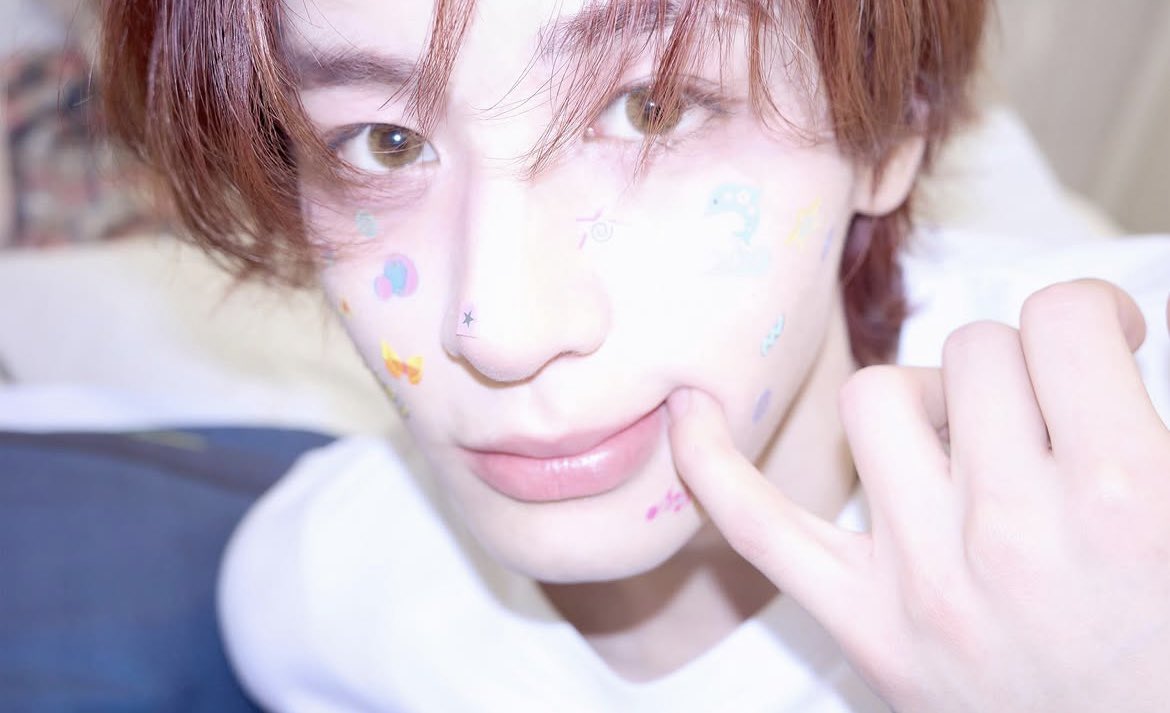 hynrlle's tweet photo. andai kamu jadi gula aku pasti semutnya... (aku rela menjadi semut untuk #leehan yang imut) https://t.co/0wElhCAU1R