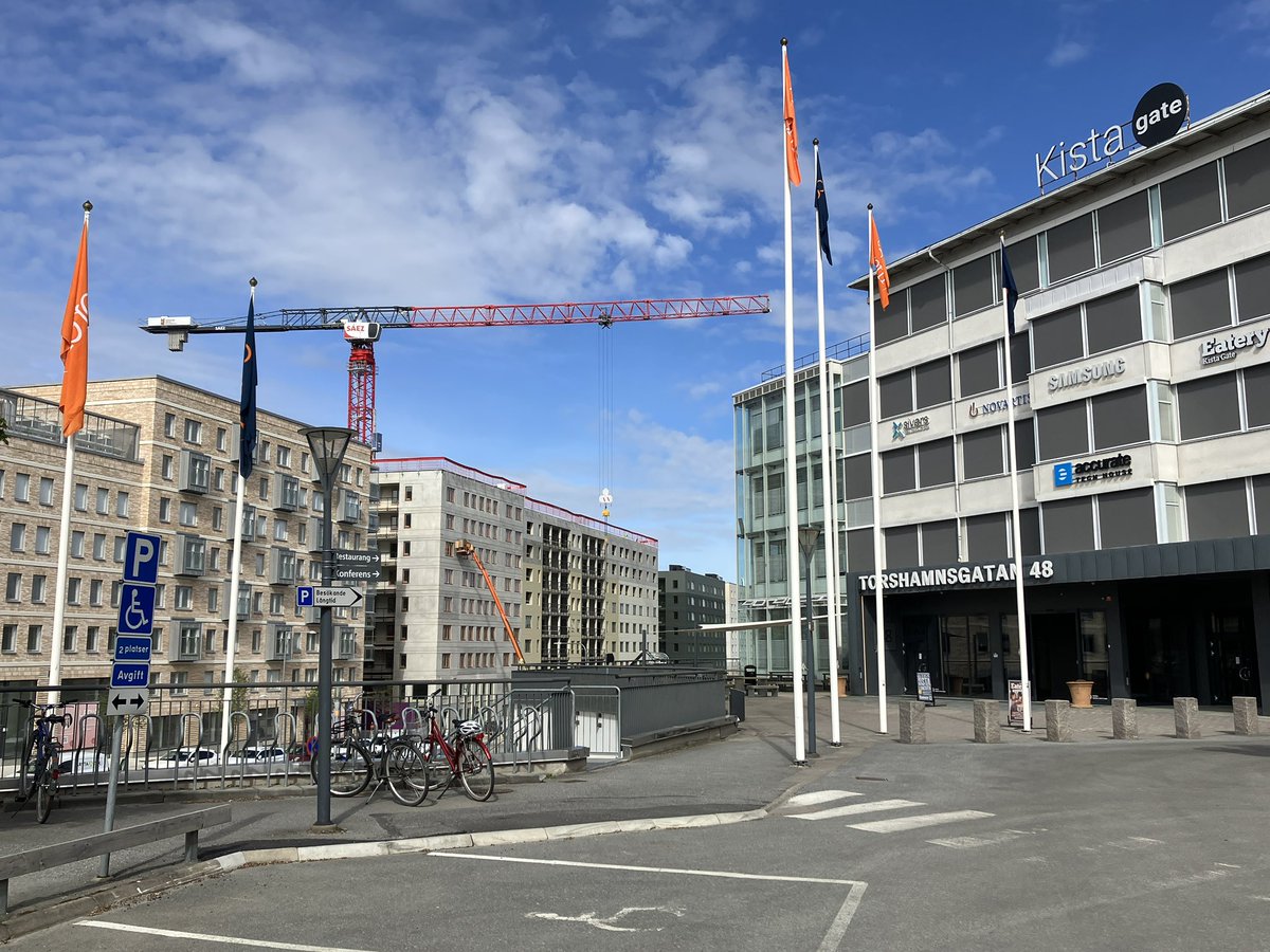 HugoZH tweet media