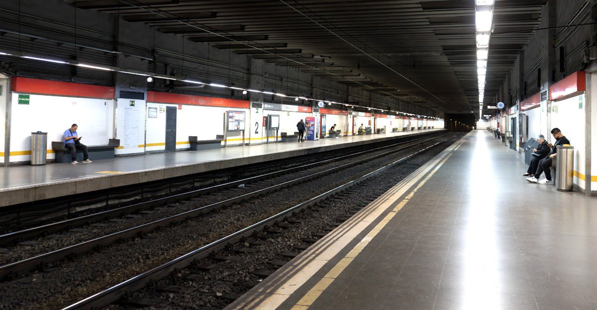 oscar_puente_'s tweet photo. Autorizamos en #CMin contratos por 155 M€ en la C-5 de Madrid para mejorar los túneles y renovar la señalización ferroviaria entre Atocha y Humanes.

Nuevo impulso al plan de modernización de la línea con más viajeros de la red de Cercanías que presenté en marzo. https://t.co/WZVJNeN5Qt