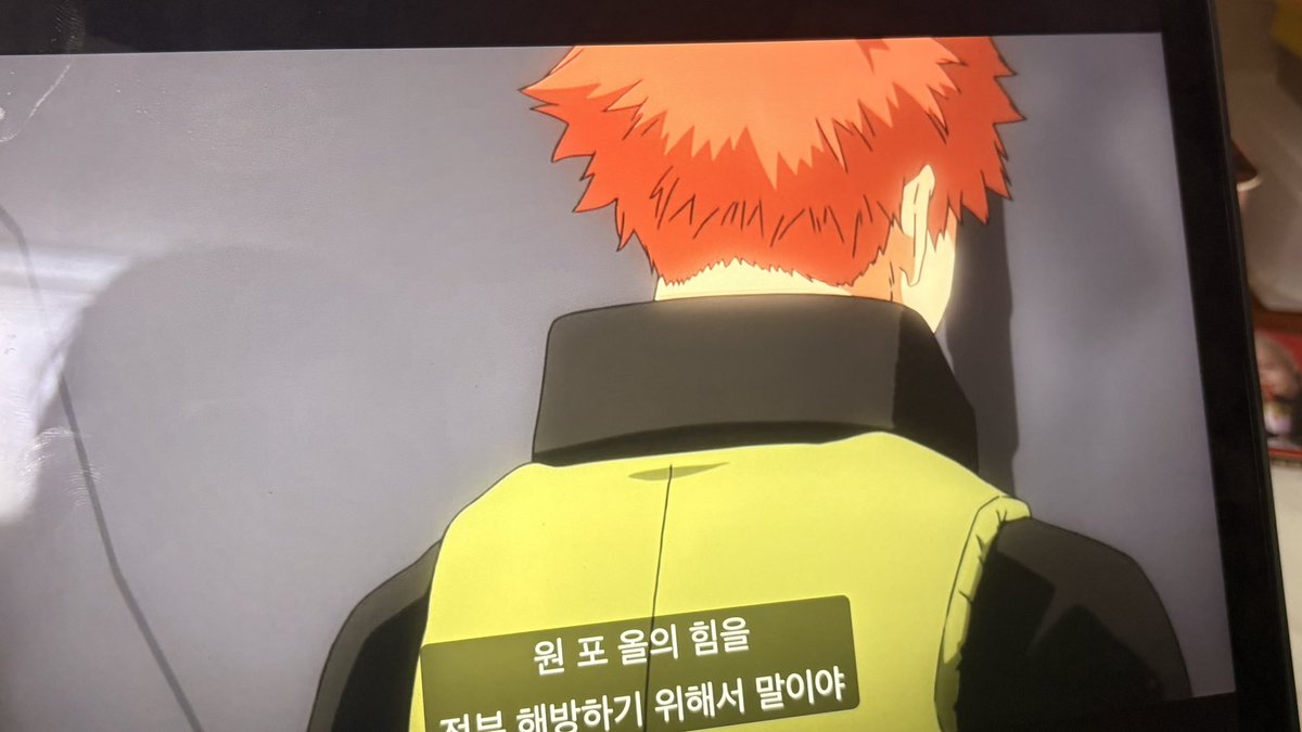 kiii0915's tweet photo. 벽보고 서있는거 개욱긴다 https://t.co/wSAF8YQ21V