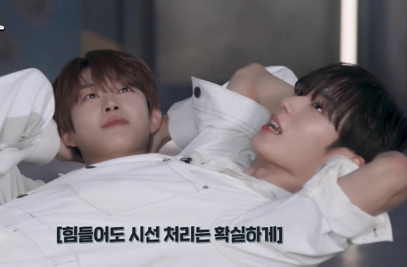 짹 tweet media