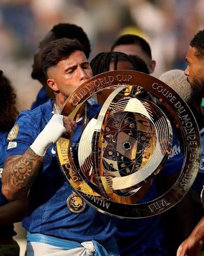 Toasty_Gh's tweet photo. @Diamond_cfc You don't watch ball https://t.co/I0C52gZZQW