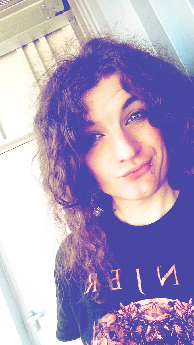 CutieSubAndDom's tweet photo. Hello la team. Bonne semaine à vous 😘 https://t.co/aDfMHqbSCt