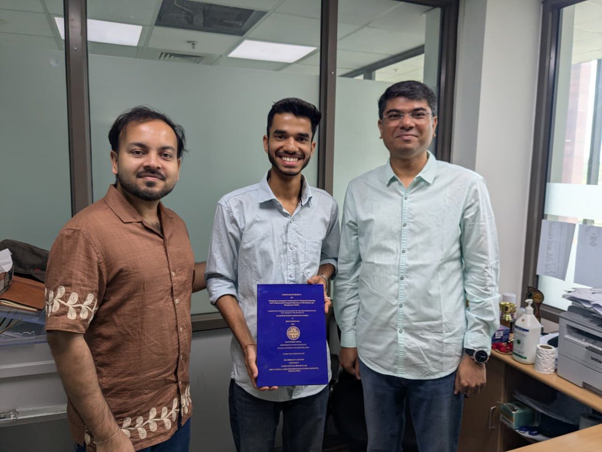 MantriLab's tweet photo. We are delighted to celebrate the successful completion of a Master's dissertation by Manvinder Jaswal from our lab. 🎓
Title: Designing an integrative framework for functional annotation and combinatorial ecological inference in microbiome and metagenome studies https://t.co/NUwQi5ldo5