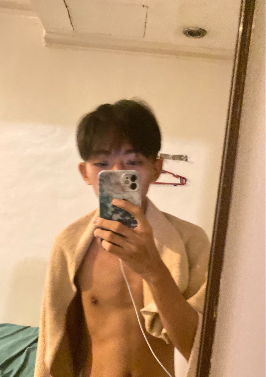 Koi tweet media