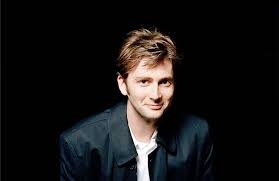 UKLCH's tweet photo. @kikibestof18 @RegRab77 @Lizzie_owlycat @CrowleyOlive69 @KreischelG @CateGreenw75684 @koronec28601 @Sruldie Even if it's just a tiny smile, his smile is still so very gorgeous! #THEDTThread #DTGorgeousSmile https://t.co/0fr7REAiKk