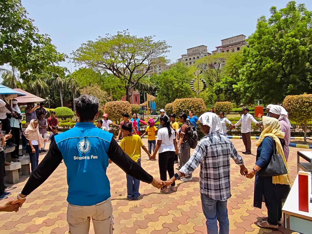 RamanCentre's tweet photo. 😄☀️ Curious minds and disappearing shadows at @RamanCentre, a unit of @ncsmgoi @MinOfCultureGoI during #ZeroShadowDay 2026! 
Visitors enjoyed fun shadow experiments and astronomy activities while exploring this unique solar phenomenon. 🔭
#Astronomy #ScienceFun #STEMLearning https://t.co/juBiEREITa