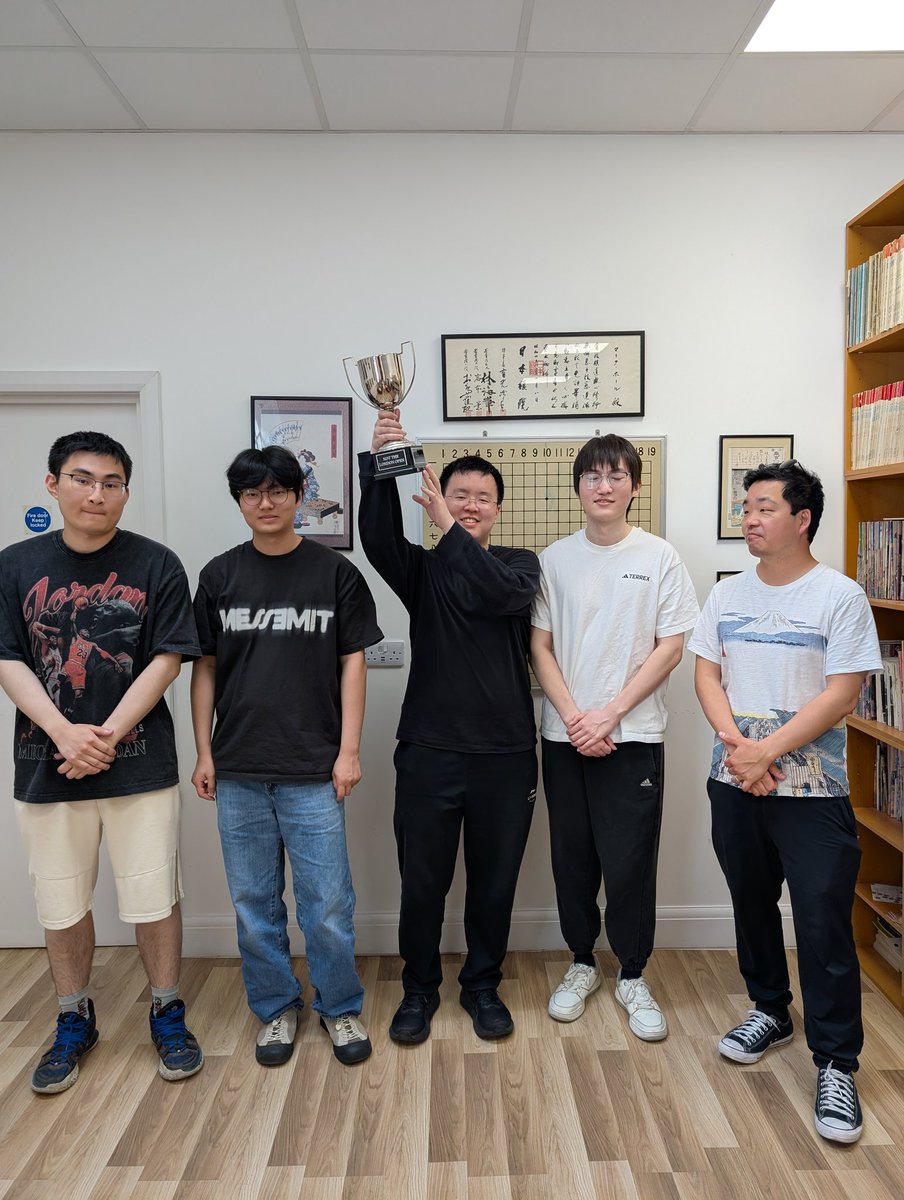 LondonGoCentre's tweet photo. 7th Not The London Open, Yuanzhen Li, 6D, triumphant in both the main and the lightning #igo #weiqi #baduk #gogame https://t.co/FlRs93dyUJ