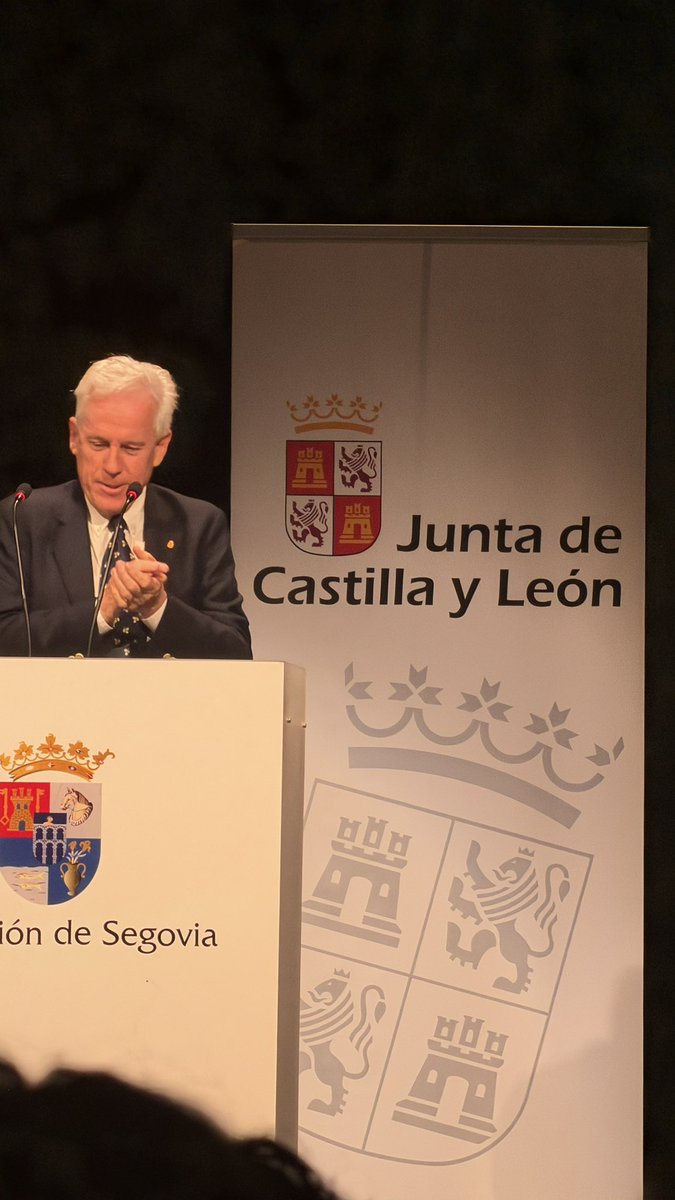 crfptic's tweet photo. ¡Comienza la Ceremonia de Premios eTwinning 2026!

✨ Hoy en el Teatro Juan Bravo de Segovia se reconocen los proyectos educativos que conectan aulas europeas a través de la innovación, la creatividad y la colaboración

🔗 https://t.co/V1Frhr7fDa… https://t.co/3jbSCls1AM