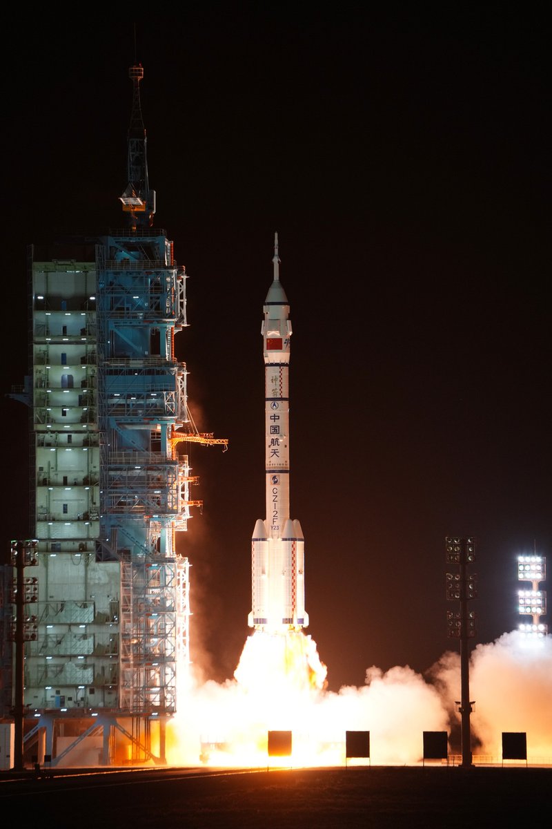 OneCITIC's tweet photo. 🚀Liftoff! On May 24, China launched its Shenzhou XXIII manned spaceflight from the Jiuquan Satellite Launch Center in Northwest China. 

For the 23rd consecutive mission, CITIC Heavy Industries has provided special high-strength metal forgings for the escape tower engine casings, safeguarding the crew and the spacecraft.