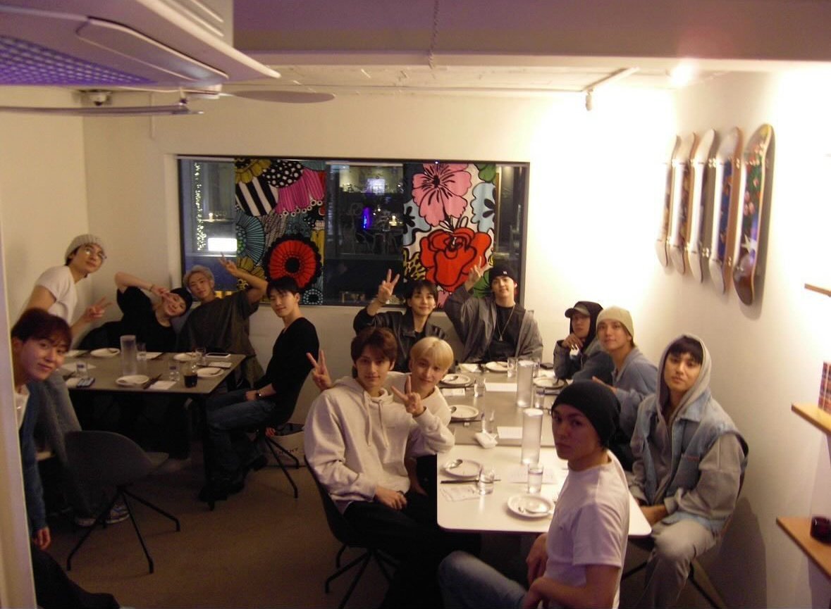 mnjcfe's tweet photo. cheers to 11 years and more, my 13! life has been busy lately, but i'm always comforted knowing all of you are just there. let's meet again soon. 🥺🤍

DIAMOND LIFE IS FOREVER 
#돌고돌아_11주년_영원할_세븐틴캐럿 
#11YearsWithSEVENTEEN @pledis_17 https://t.co/qmnA74dF1H