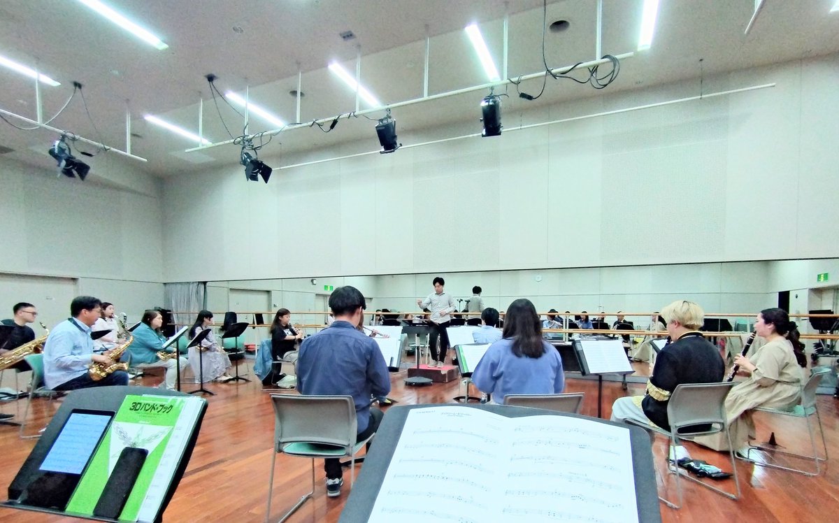 tetto_wind's tweet photo. さて、Tettoでは引き続き団員募集中です！
もうすぐ演奏会直前となるため、6月末で見学受付は一時停止させていただきます。
迷われている方は、是非！お気軽にお早めにご連絡ください！😃🎶 https://t.co/op9jPVbsFw