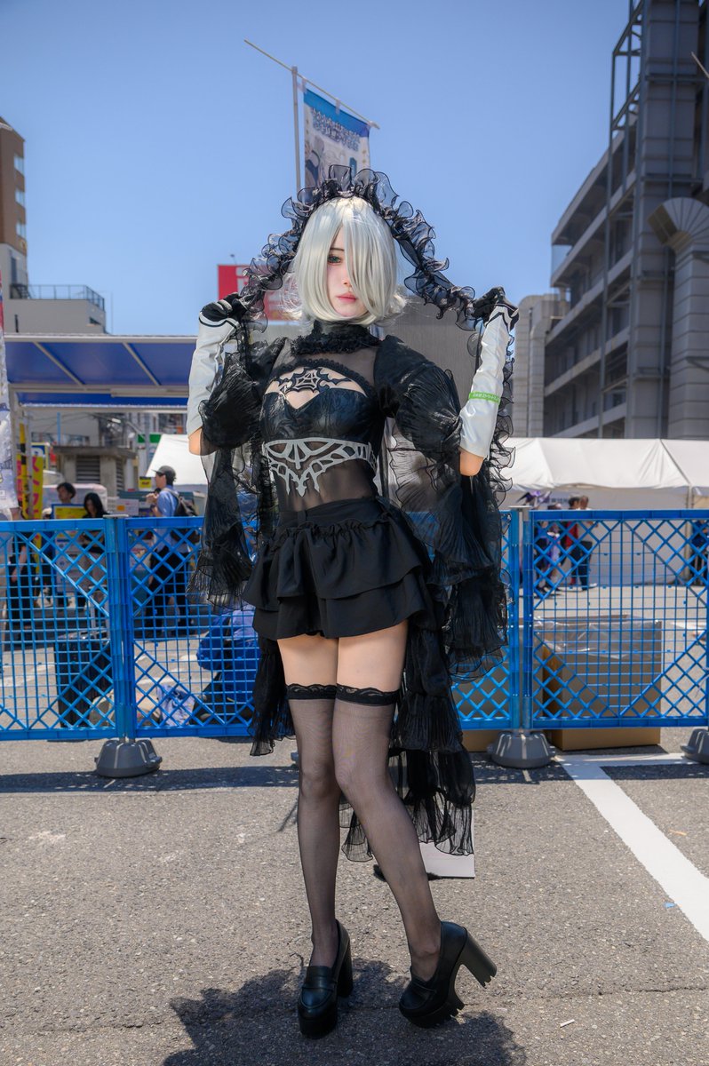 _nora_cameco's tweet photo. 2026/5/17　ストフェス2026

◇NieR Automata/2B花嫁衣裳
◇モデル/いろはさん（@irohani_s）
※掲載許可済

白昼の会場に２B花嫁が降り立った！
２Bはいいよね２Bは。癖が詰まっている
#ストフェス2026 #日本橋ストリートフェスタ https://t.co/0fo9bEPZNA