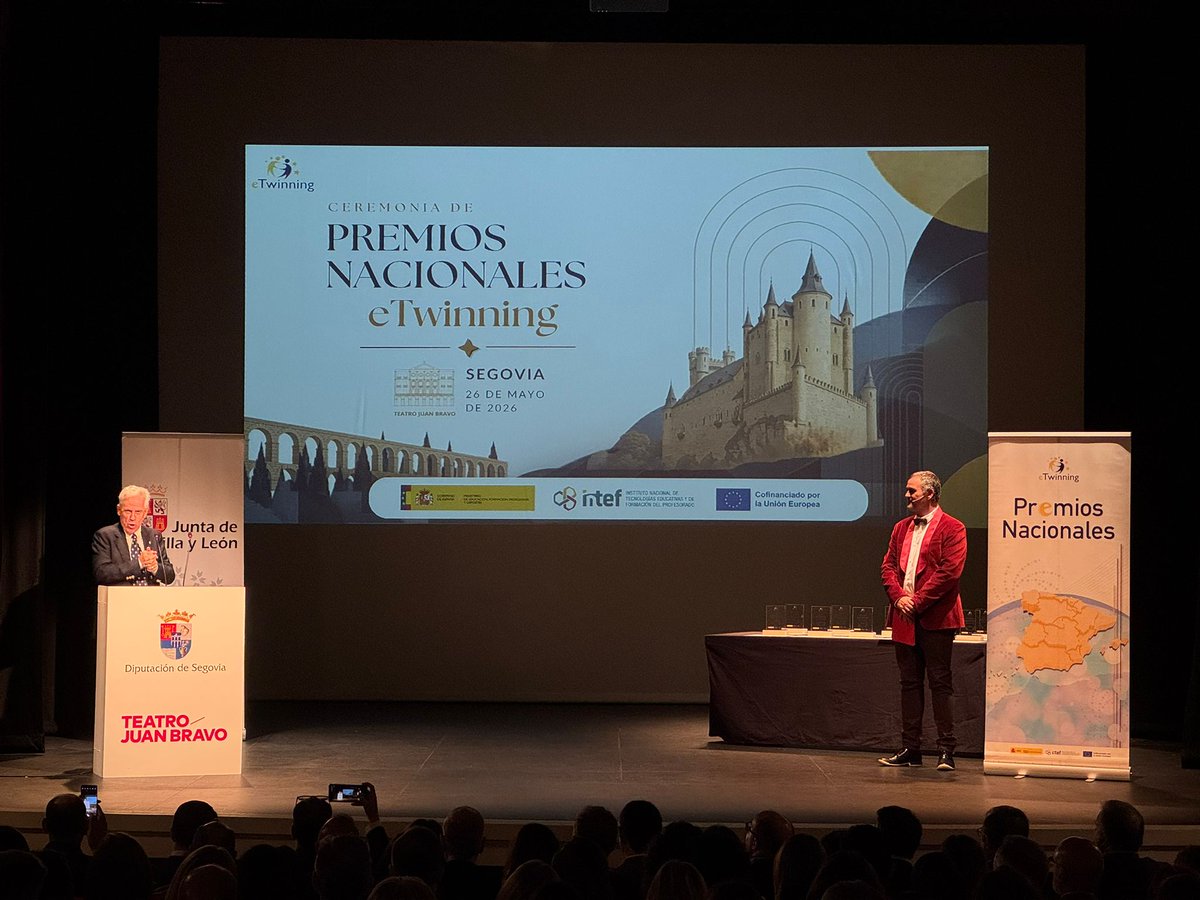 eTwinning_es's tweet photo. 🗣️ Inauguran la ceremonia representantes institucionales de Castilla y León y del MEFPD, destacando el valor de eTwinning como motor de innovación educativa y ciudadanía europea 🇪🇺

#eTwinning #PremiosNacionales2026 #Segovia https://t.co/USq99iMXG0