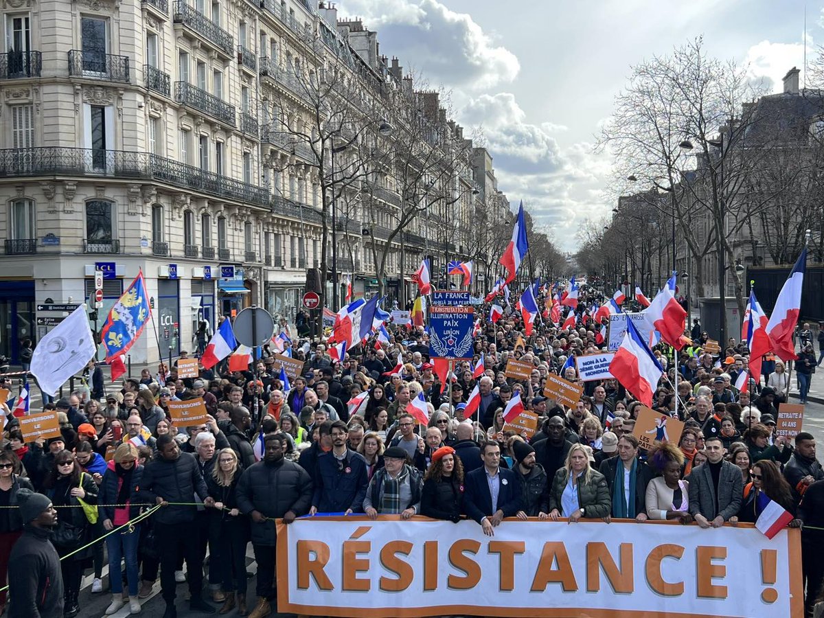 François DESCAMPS ✊ tweet media