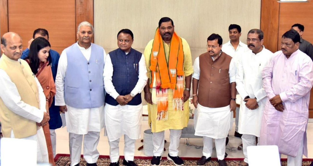 Dharmendra Pradhan tweet media