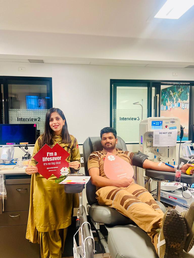 shivaniprisha's tweet photo. Blood donation is the greatest gift—it saves countless lives. This constitutes the true and selfless service of humanity. Inspired by #RamRahim, his followers are spreading the message of selfless service for the welfare of humanity through initiatives such as Blood Donation, https://t.co/cRQo0xCPZF