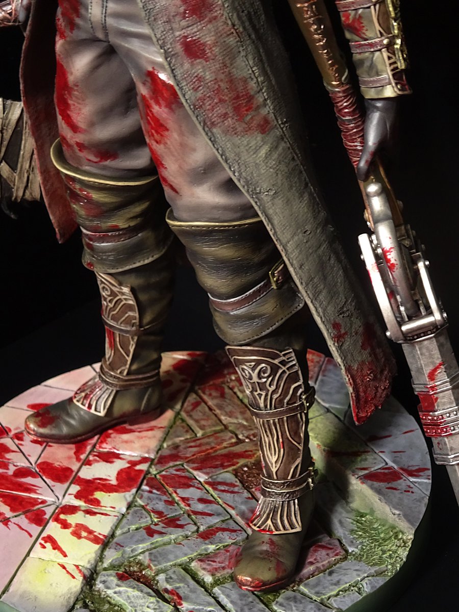 zancrow_san's tweet photo. #Gecco（ @Gecco_Corp ）　#Bloodborne　狩人 1/6 スケール スタチュー Blood Regain Edition

バックショットがお気に入り。返り血を気にもかけない強固な意志を感じる。

仕掛け武器セット付だけど、ついついノコギリ鉈、持たせてしまう・・・。本作の象徴的仕掛け武器だしね。 https://t.co/q56MBGc9Mb