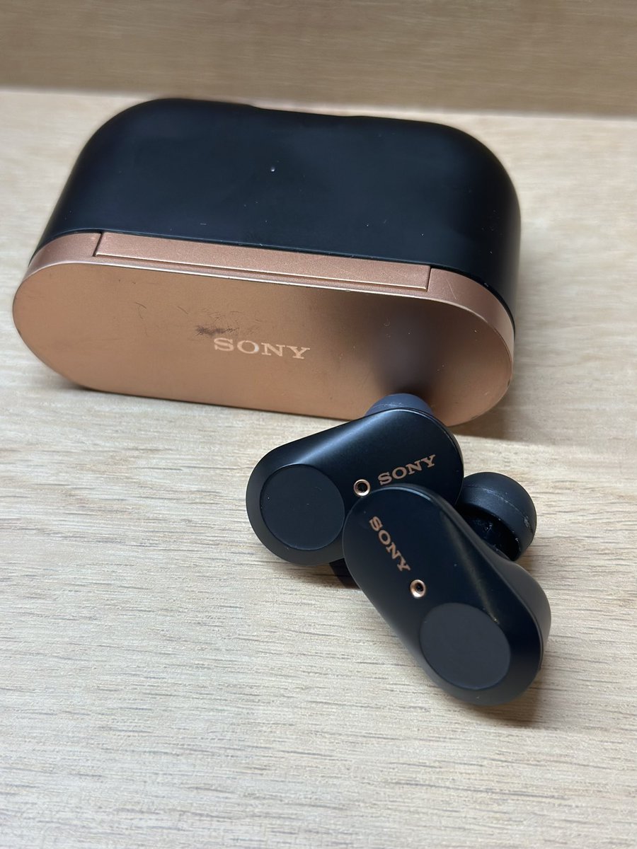 GhostShadowTK's tweet photo. 長年使ってたSonyのWX-1000MX3お亡くなり‥慌てて買ったAnkerのイヤホンクソ過ぎて、博多のヨドバシでBOSEのQC Ultra2衝動買い😁ノイキャンも音質も良すぎてSonyさんバイバイ💦マジでノイキャンすごいど🤩🤩🤩 https://t.co/6vEEs5w2A3
