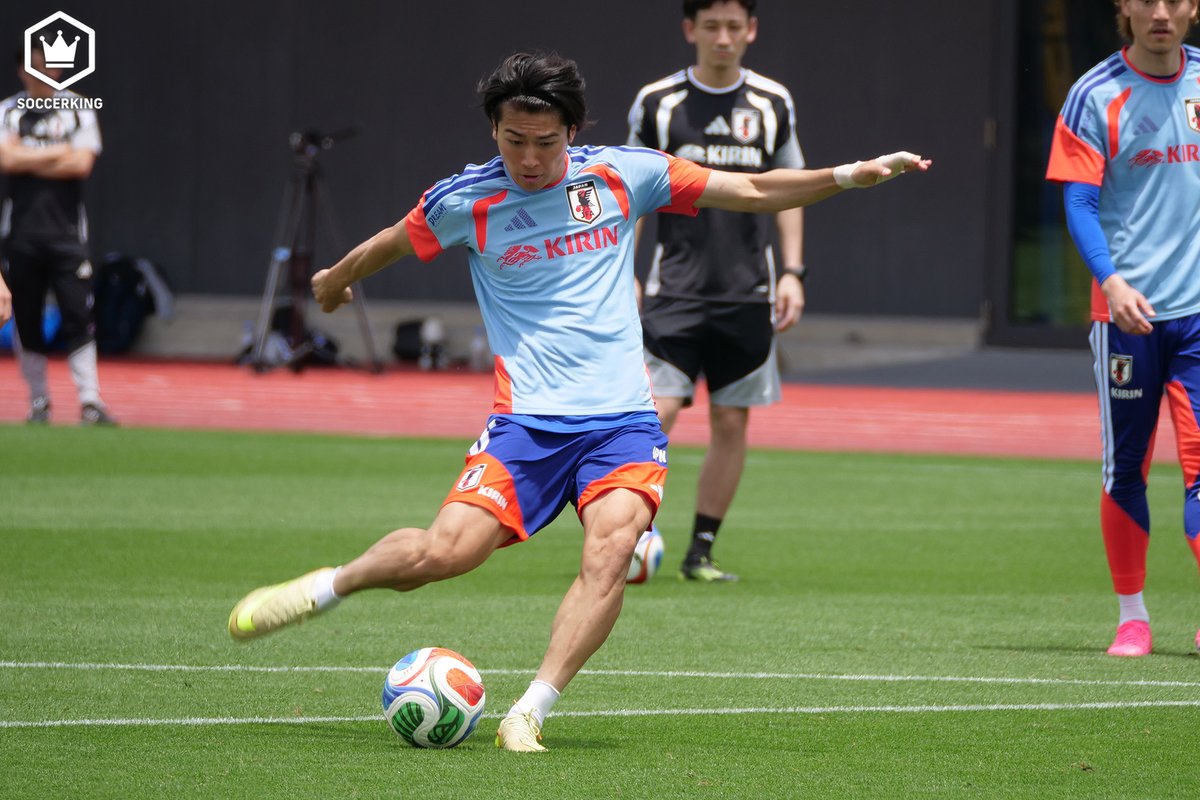 SoccerKingJP's tweet photo. ／
Today's Training Photo📸
＼

#中村敬斗 ⚽️🚀💨 https://t.co/2UgKSzQDGx