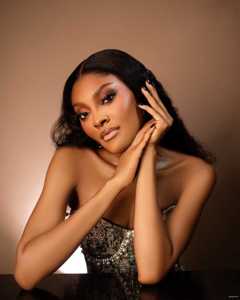 Isaacyunana1's tweet photo. A beautiful portrait freezes beauty, emotion, and personality in one click 🤎
.
.
.
#PortraitLove #PhotographyCommunity #PortraitPage #CreativeLens #PicturePerfect https://t.co/JCXtZw1mPS