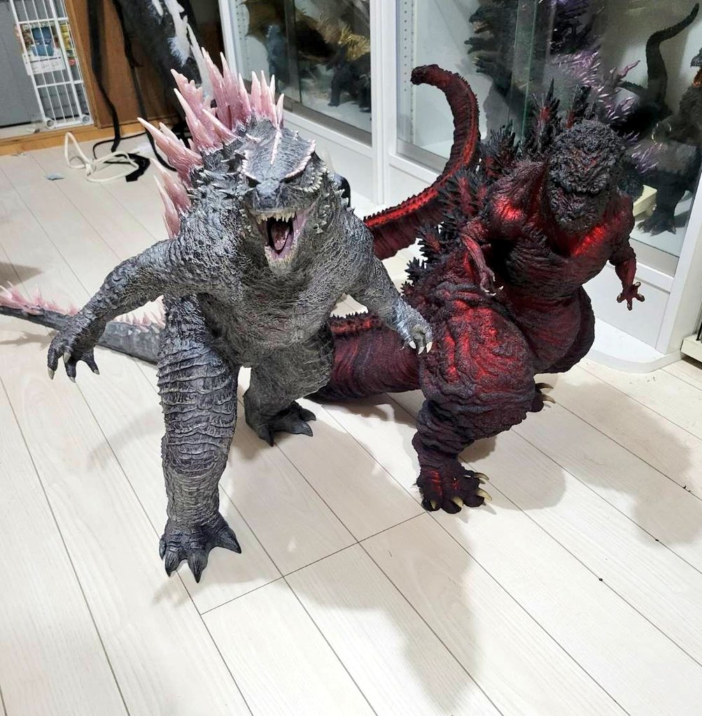 sho_0_1_29's tweet photo. エヴォルヴの荒さがかっこいいー
#ゴジラ　#ゴジラエヴォルヴ　#SPIRALStudio https://t.co/eS0gswtfi7