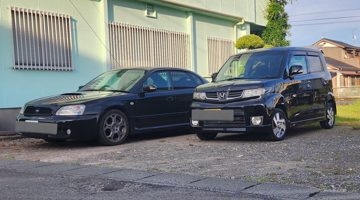 realityryobi's tweet photo. 車2台持ちとか頭悪すぎる https://t.co/P6nqxe9BAL