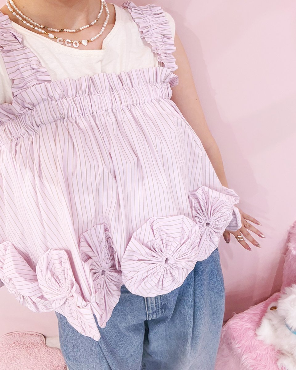qqnsrobe's tweet photo. #HOUGA のスカートトップス、どっちで着る?
skirt or tops🩷
sign skirt tops
¥37,400
https://t.co/IJ5LdyVjQH https://t.co/M5bO9gXbKa