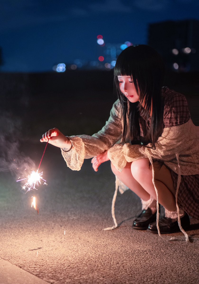 157cm___v's tweet photo. 今年は笑顔で花火みれるかな https://t.co/SZsj5GW6UA