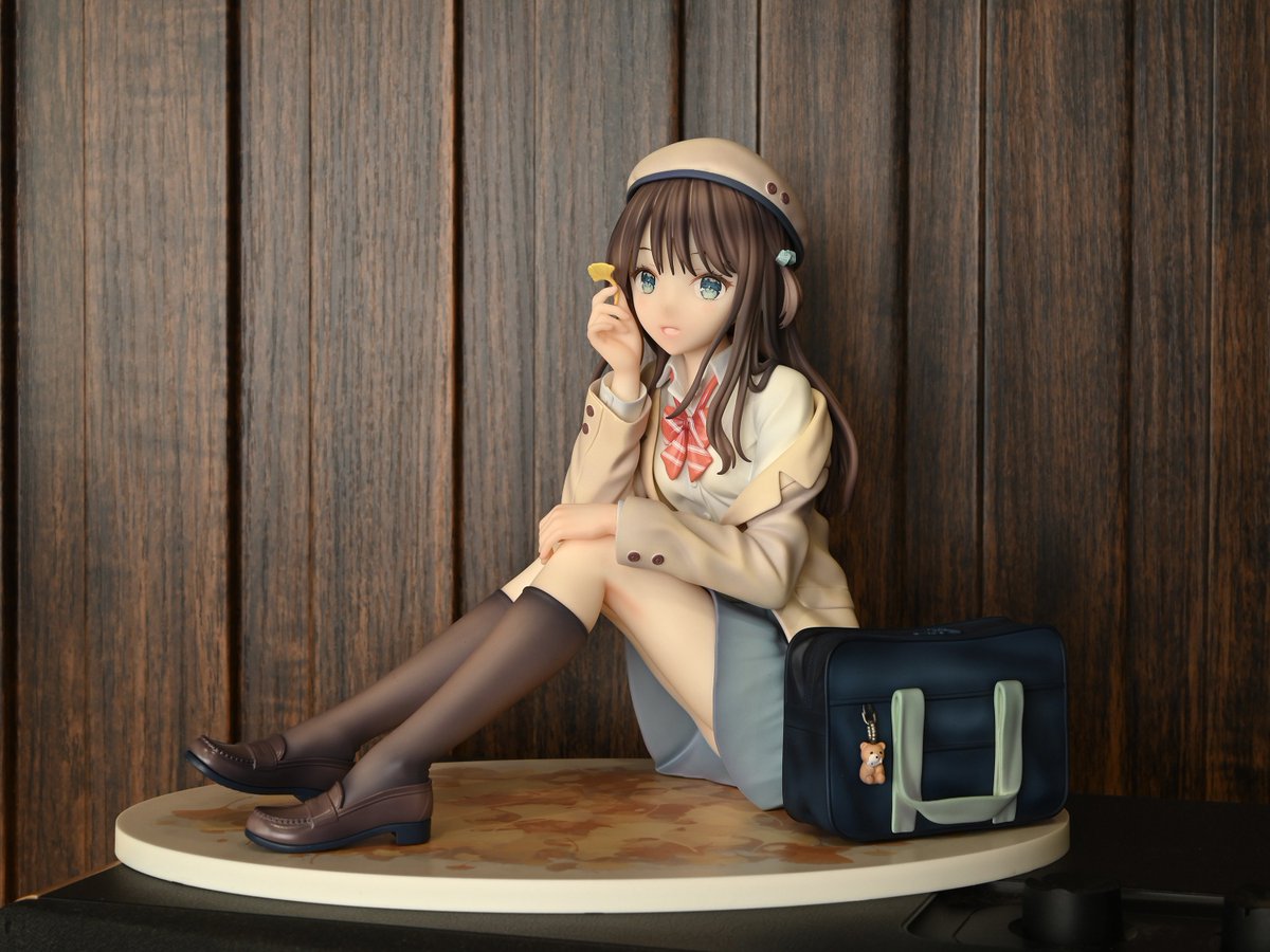 オリジナルイラスト『秋の色』のフィギュアがいよいよ明日5/27に発売
