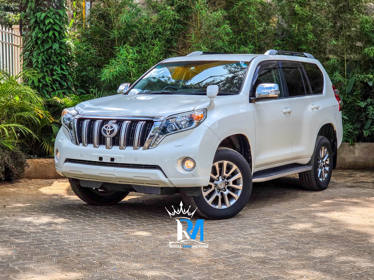 RoyalMaxMotors's tweet photo. Strength, style, and dominance. The 2017 PRADO TX
CASH PRICE: 5,500,000/=
☎️ Maggy - 0727 941 786 https://t.co/8IM7B0Sm9R