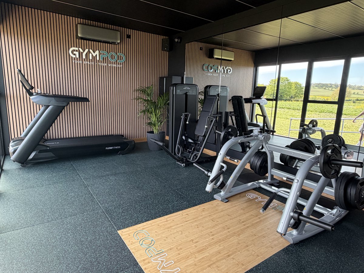 Smartpodspaces's tweet photo. Outdoor fitness and home workout solutions are on the rise as more people discover the value of having a dedicated space to train, recharge, and stay consistent. SmartPod’s pioneering Gym Pod offers a versatile, durable, and stylish solution designed to bring a professional space https://t.co/NsGzeVL0bh