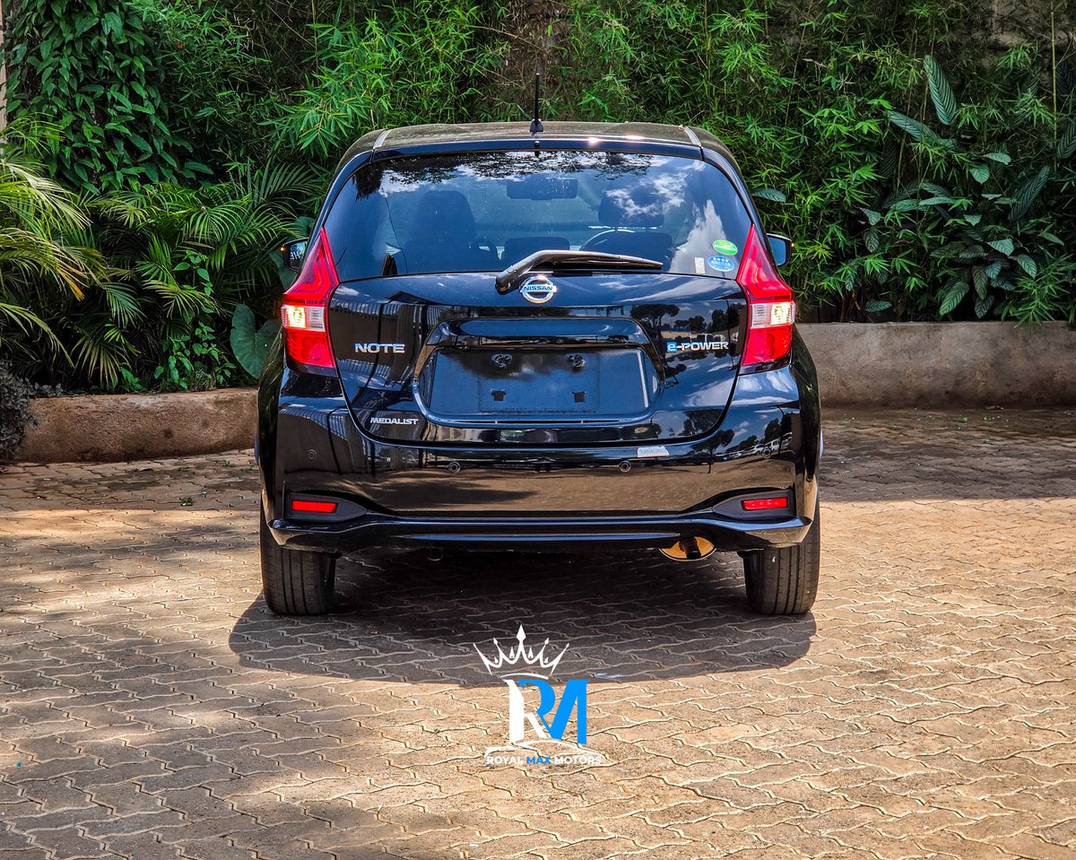 RoyalMaxMotors's tweet photo. Where innovation meets simplicity – the 2019 Nissan Note e-Power Medalist delivers refined comfort, intelligent design, and reliable performance in every journey.
Cash price: Kes 1,450,000/=
☎️Victor -0720 500 683 https://t.co/AgzNYtSJaG
