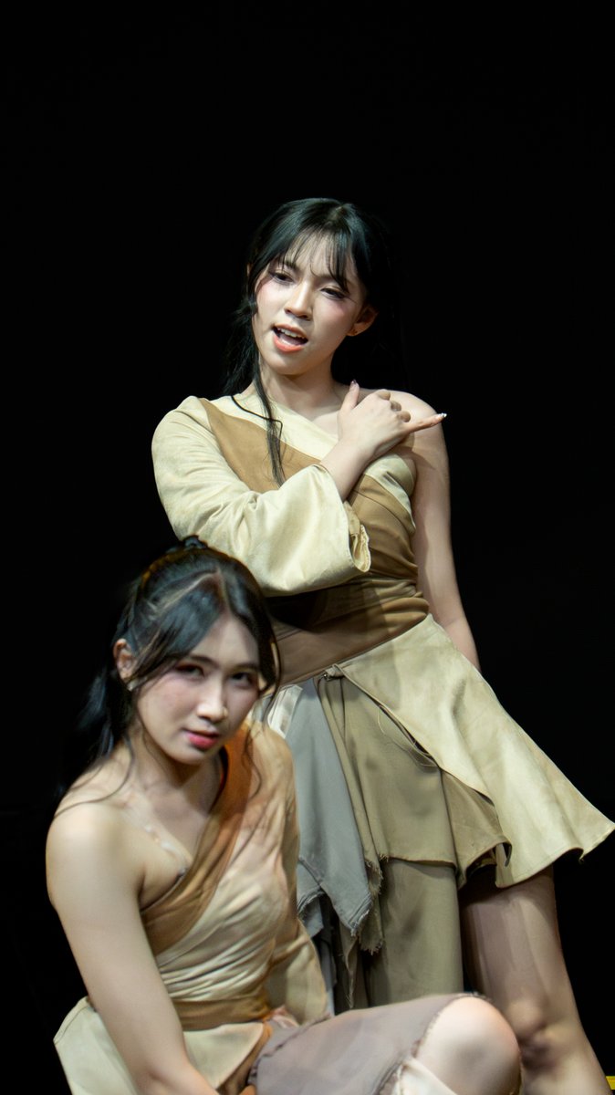 kristianadya's tweet photo. [230526]

@Aralie_JKT48 @Levi_JKT48  at MnG Love Dream Passion https://t.co/vU3JcOtSch