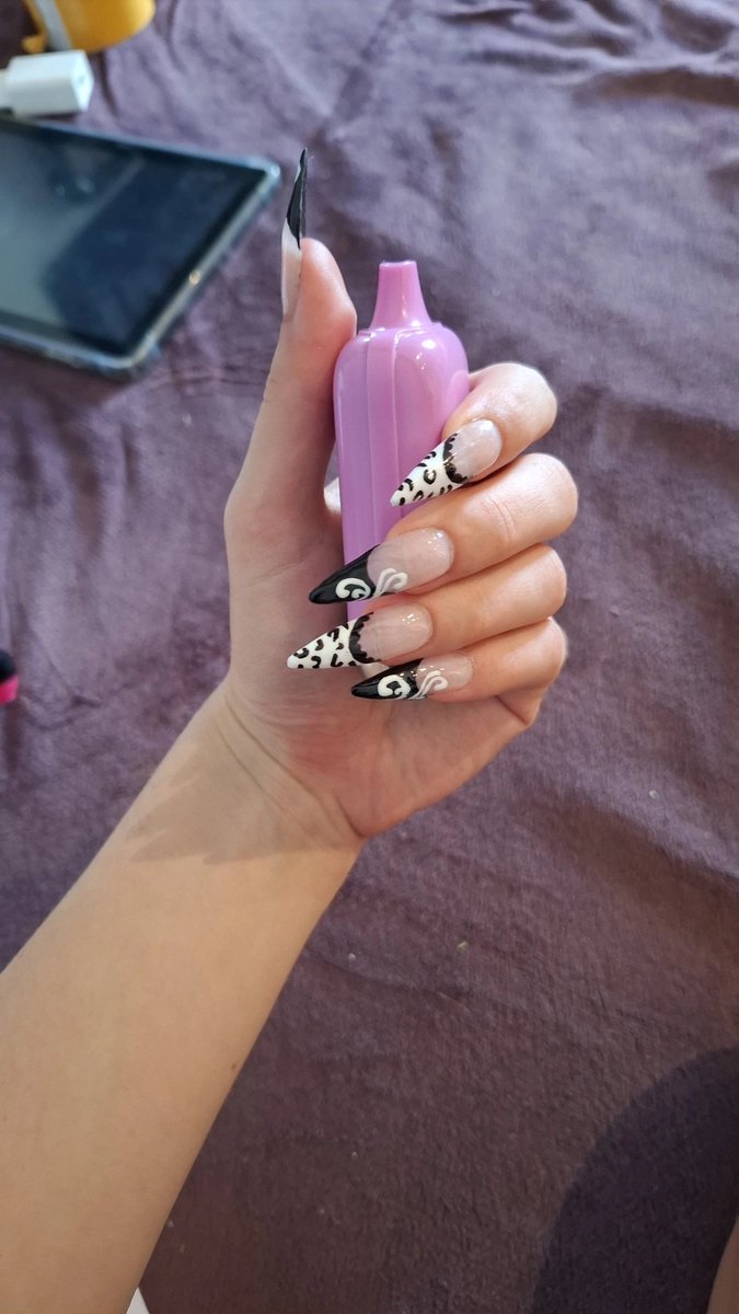 Herrin Melli ♡ tweet media