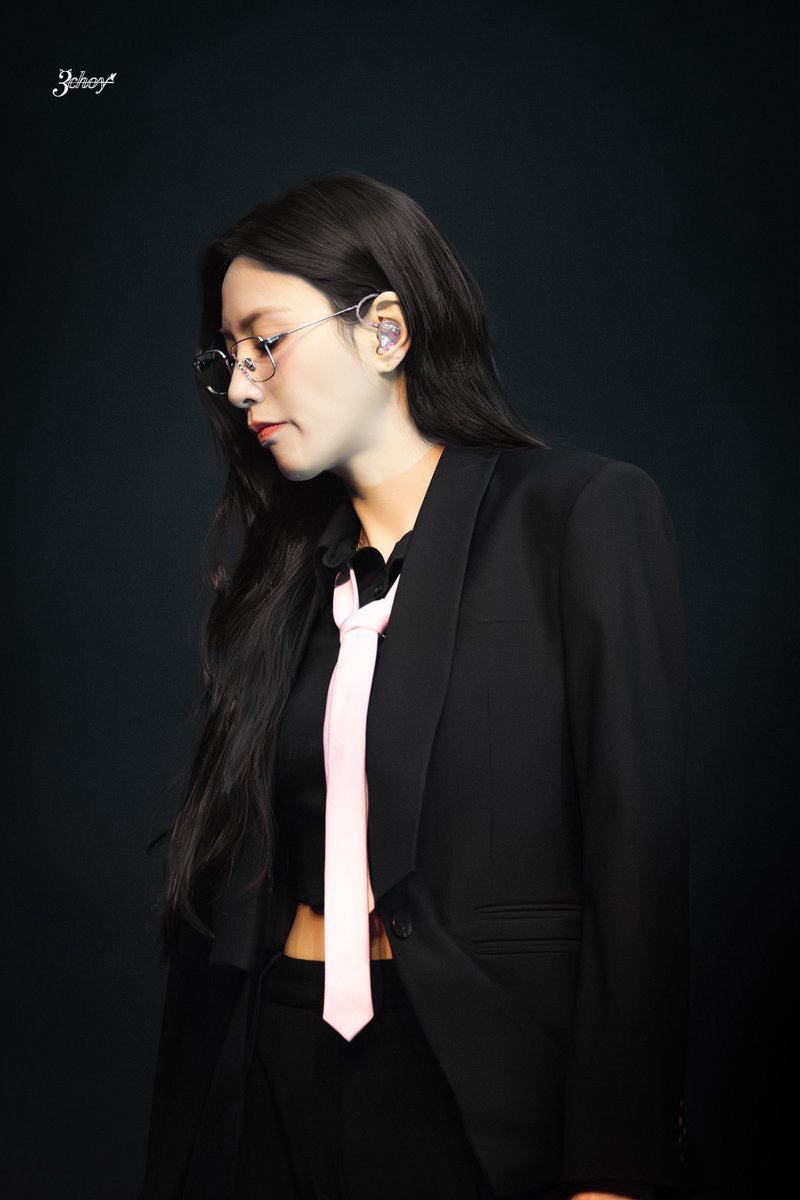 3choy_'s tweet photo. 260420 Apink Asia Tour <The Origin : APINK> in HONG KONG
·
😍
·
@Apinkohy 
·
 #에이핑크 #apink #오하영 #hayoung https://t.co/t1pZBIz1Xl