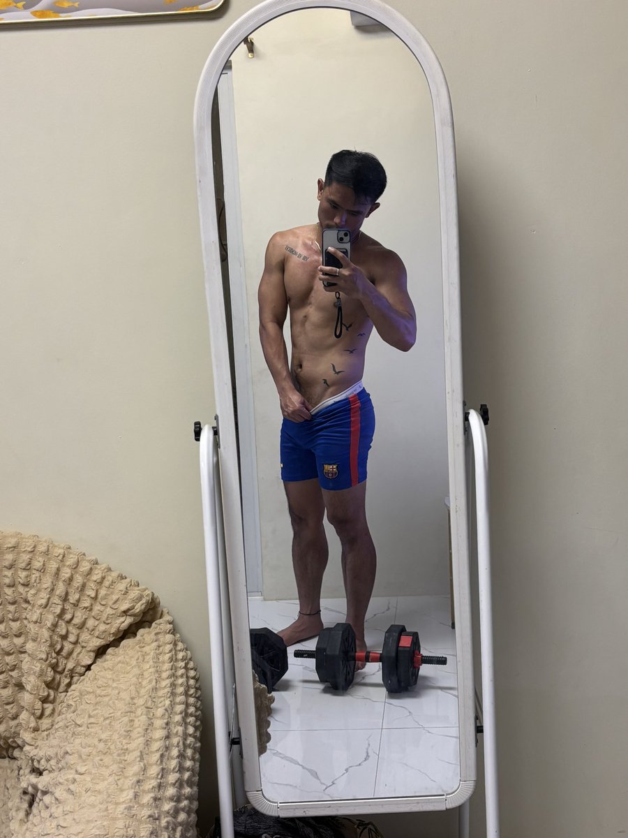 DyrickH's tweet photo. Long time no see Vline🤣 https://t.co/PADVjtExDp