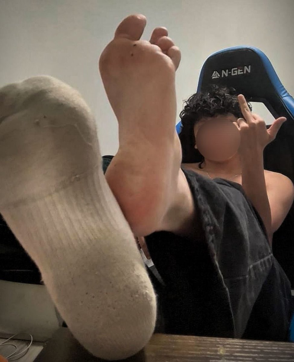 UrMasterSam tweet picture