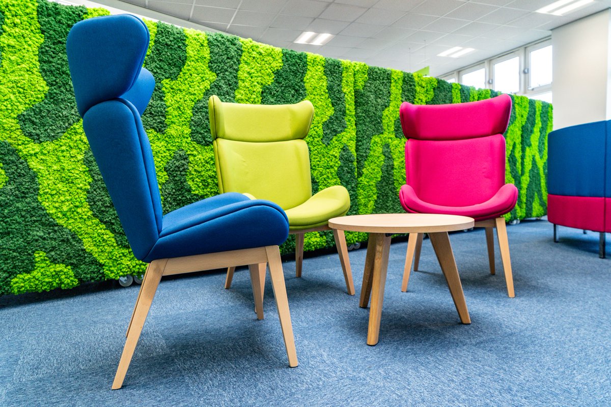 fg_library's tweet photo. Transforming North Bridlington Library with modern spaces for learning, creativity, and community use. 

#FGLibrary #LibraryDesign #Bridlington #EducationSpaces #BespokeFurniture #CommunitySpaces https://t.co/rUx6zCwNJ6