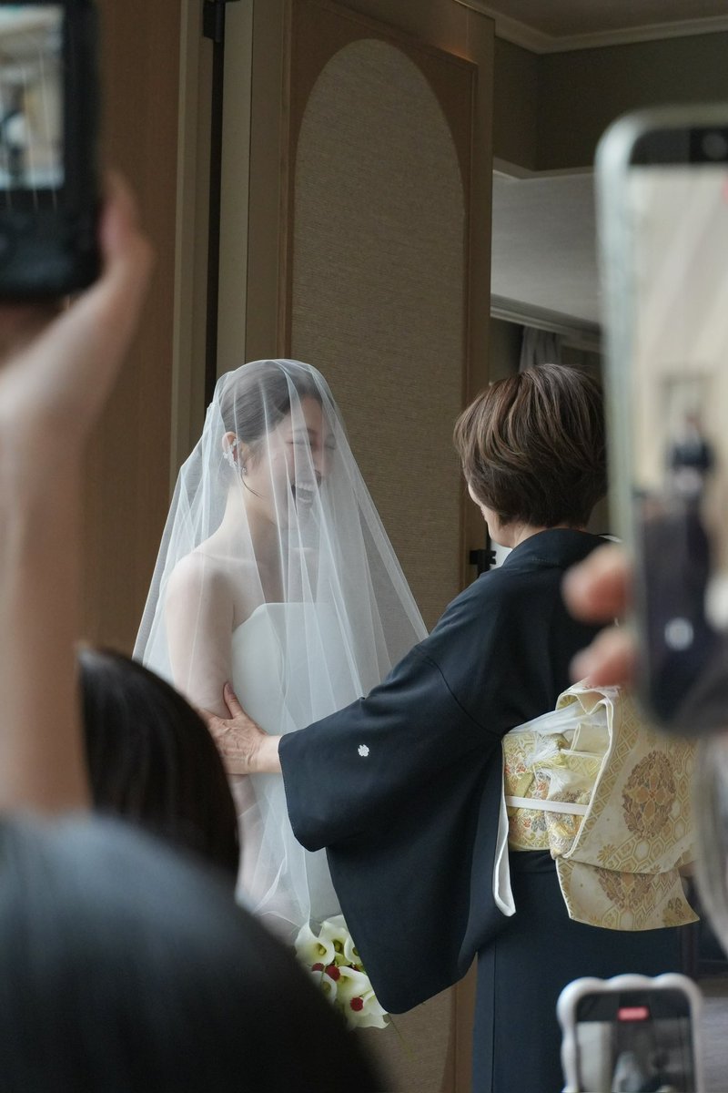 rika62dance's tweet photo. 無事に結婚式を結ぶことができました🕊️💍

#結婚式 #双子 https://t.co/8pBOjzAyJS
