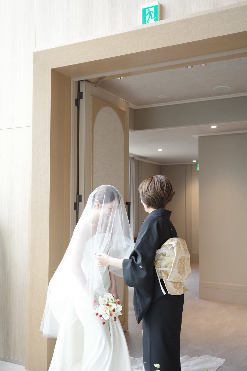 rika62dance's tweet photo. 無事に結婚式を結ぶことができました🕊️💍

#結婚式 #双子 https://t.co/8pBOjzAyJS