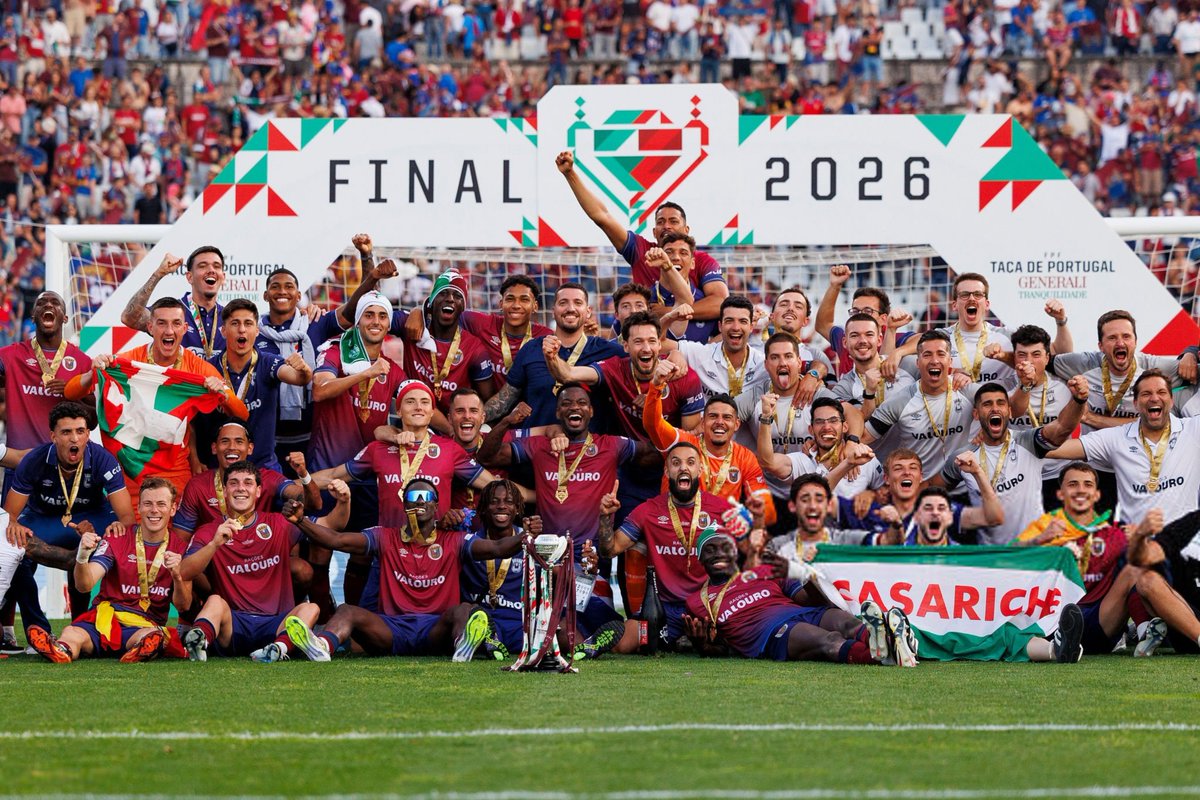 Instant Foot ⚽️ tweet media