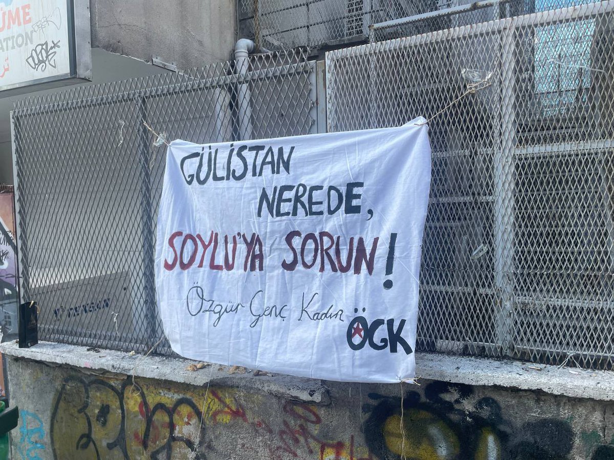 ozgurgenckadin2's tweet photo. Ankara|

Gülistan Doku'nun baş şüphelilerini beş yıldızlı otellerde ağırlayan Süleyman Soylu'dan hesabı biz kadınlar soracağız. 

Süleyman Soylu yargılanana, Gülistan bulunana kadar biz genç kadınlar mücadeleyi büyüteceğiz! https://t.co/Q6nS6KK2ga