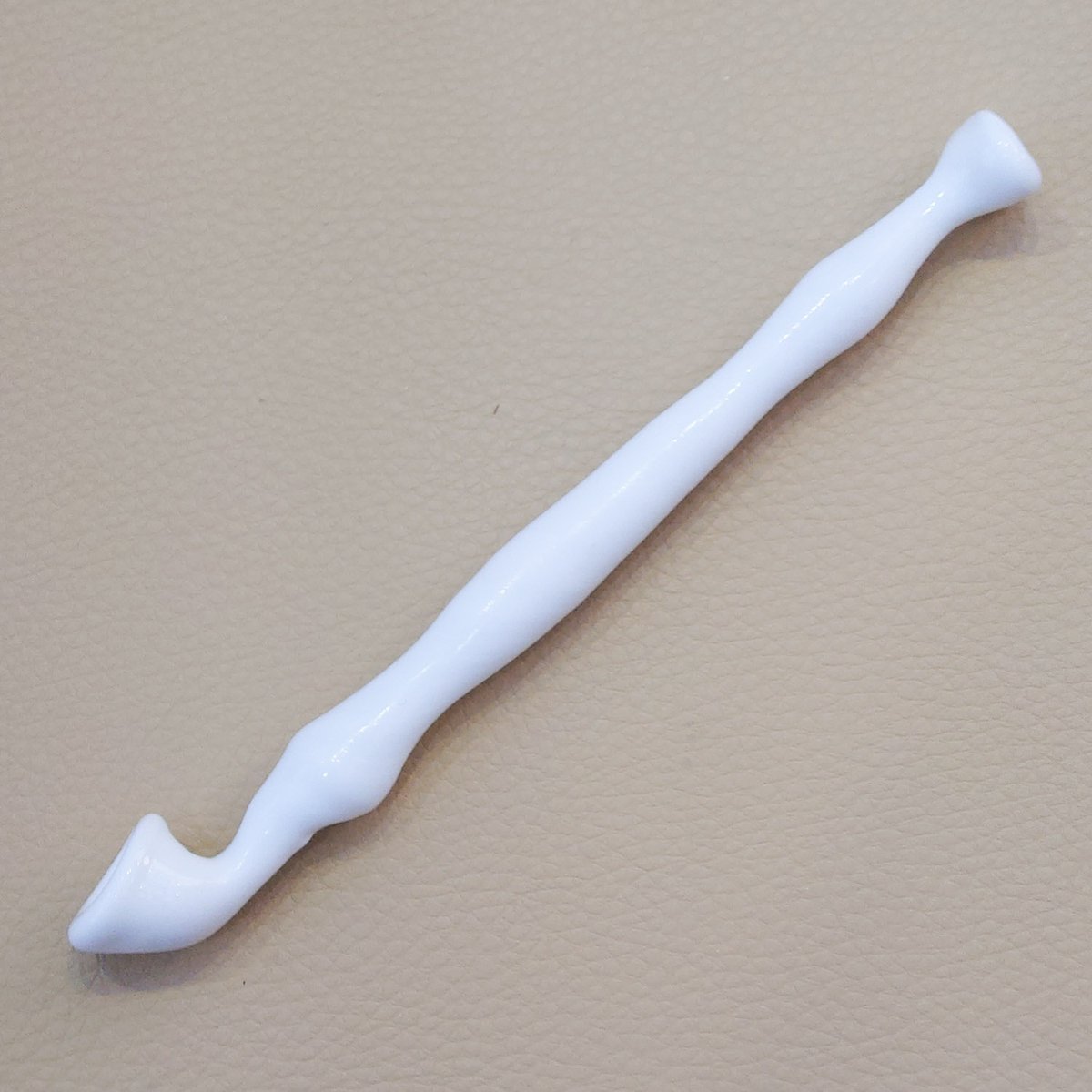 flame_works's tweet photo. 煙管(キセル)を作ってみました
既に作ってあったのですがアップするのを忘れてました
購入はこちらから
https://t.co/dEZkJeF8Pe

耐熱性・耐薬性のあるボロシリケイトガラスで作ってあるので実用的ですよ！ https://t.co/IqPSU29nZa