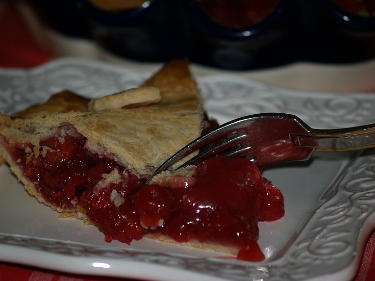 Painlesscooking's tweet photo. Yummy Ohio Sour Cherry Pie Recipe https://t.co/NLSZ18bXbk https://t.co/lyDoPsYbVW