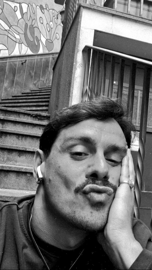 Manu tweet media